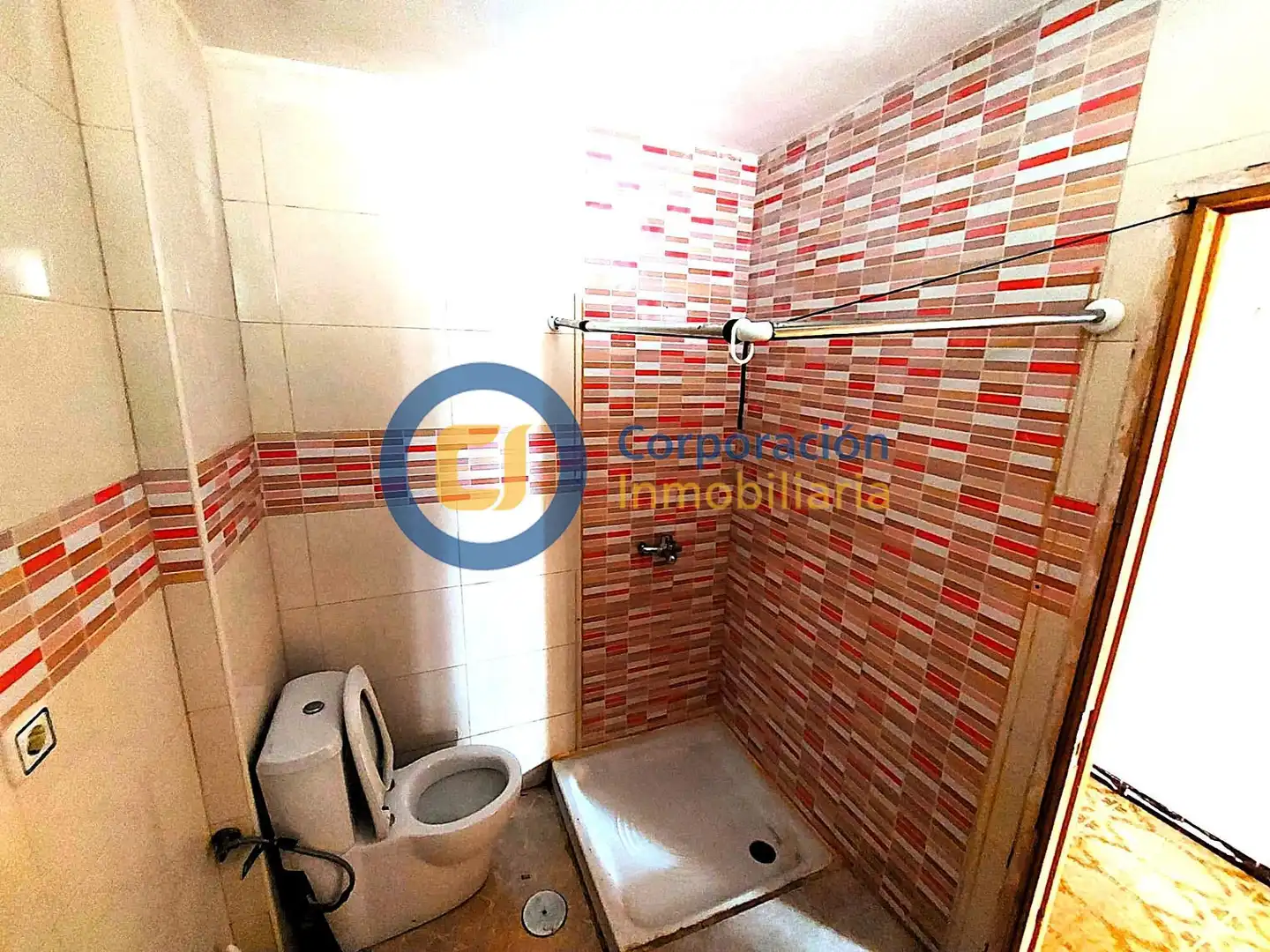 Baño de Piso en venta en Lorca