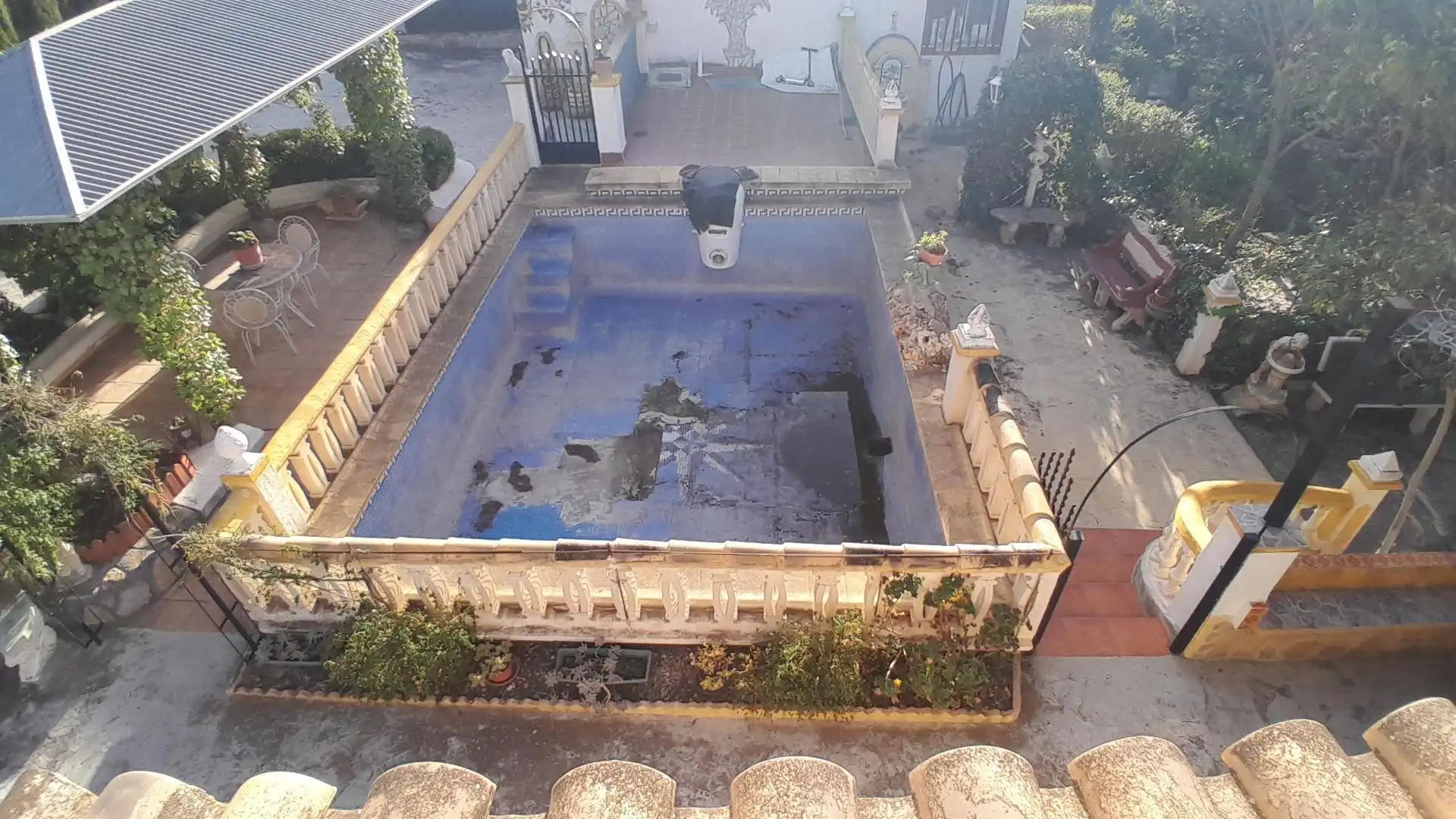 Swimming pool of Houses for sale in Yecla  with Air Conditioner, Heating and Private garden