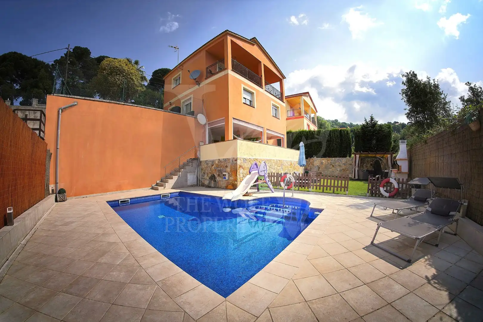 Swimming pool of Houses for rent in Aiguaviva Parc