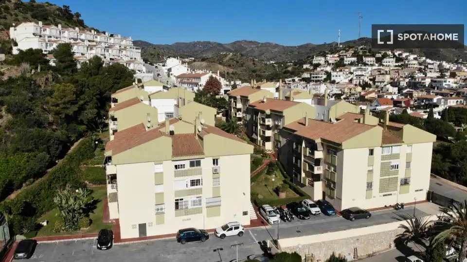 Exterior view of Apartments for share in Rincón de la Victoria  with Air Conditioner, Terrace and Furnished