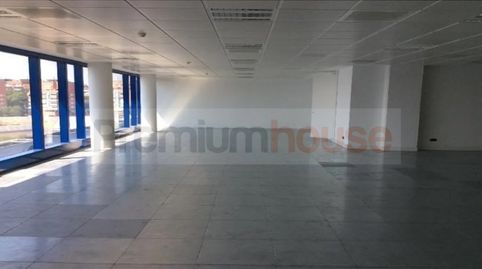 Foto 5 de Oficina en venda a Avenida Vents, Montigalà, Badalona