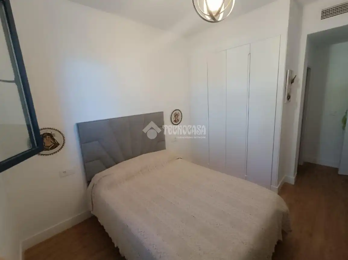 Habitación de Piso en venta en Sevilla con Aire acondicionado