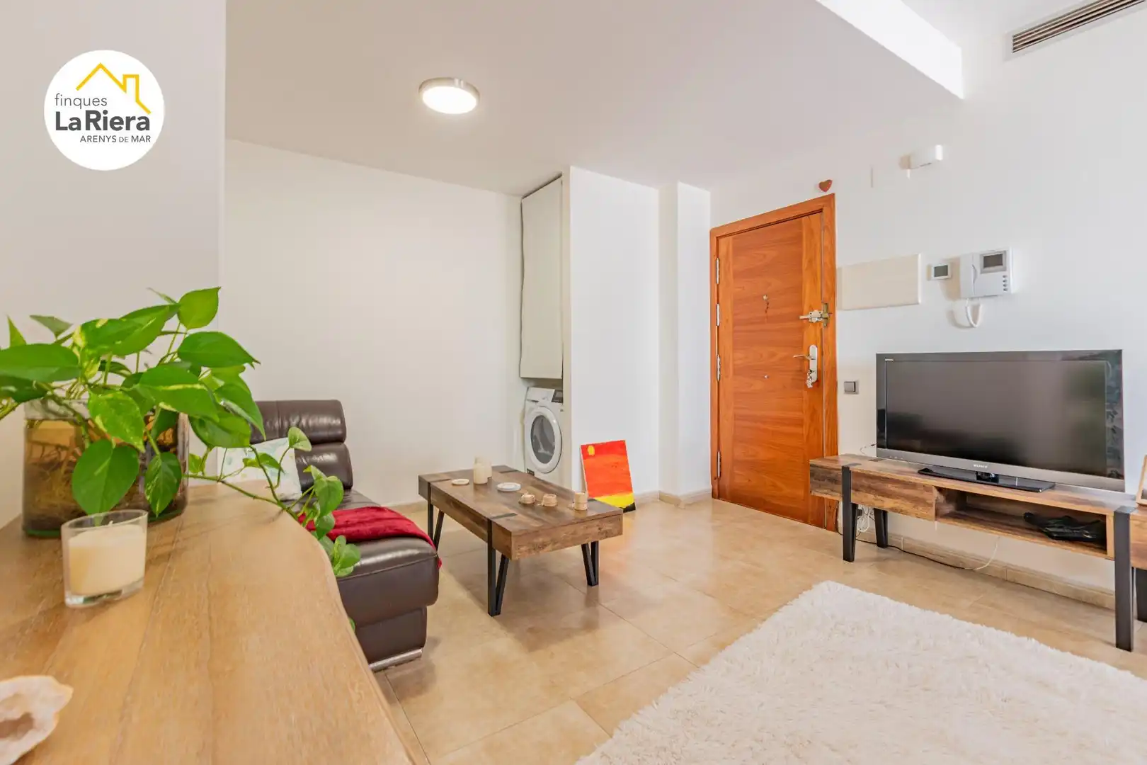 Sala d'estar de Dúplex en venda en Arenys de Mar amb Aire condicionat, Terrassa i Moblat