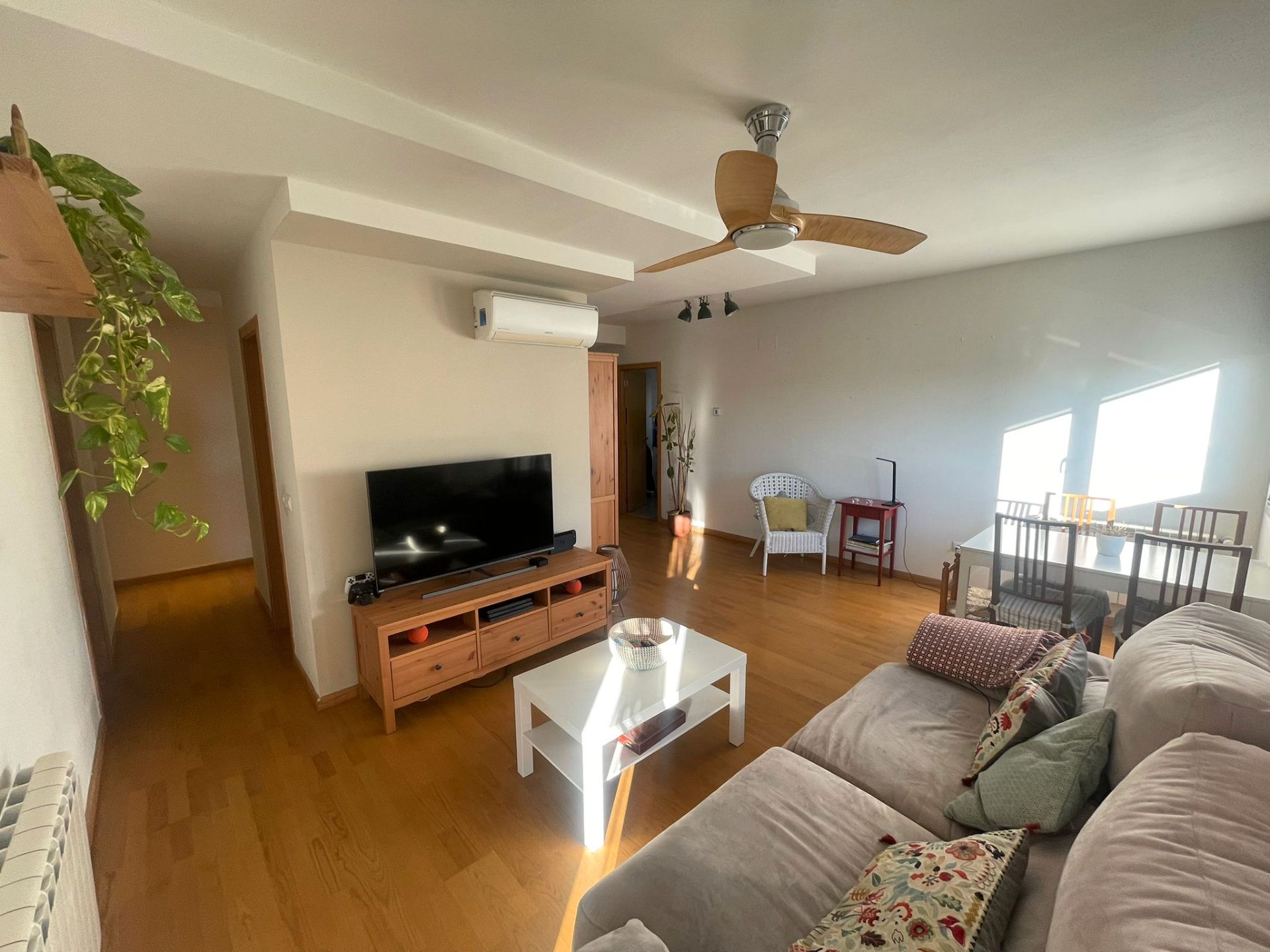 Dúplex de lloguer a Calle Polonia, Urb. Belvalle