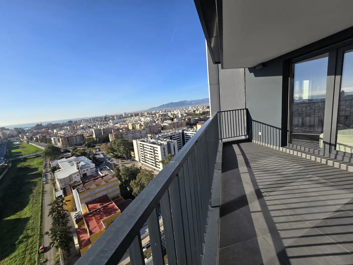 Terrasse von Wohnung zur Miete in Málaga mit Klimaanlage, Heizung und Terrasse