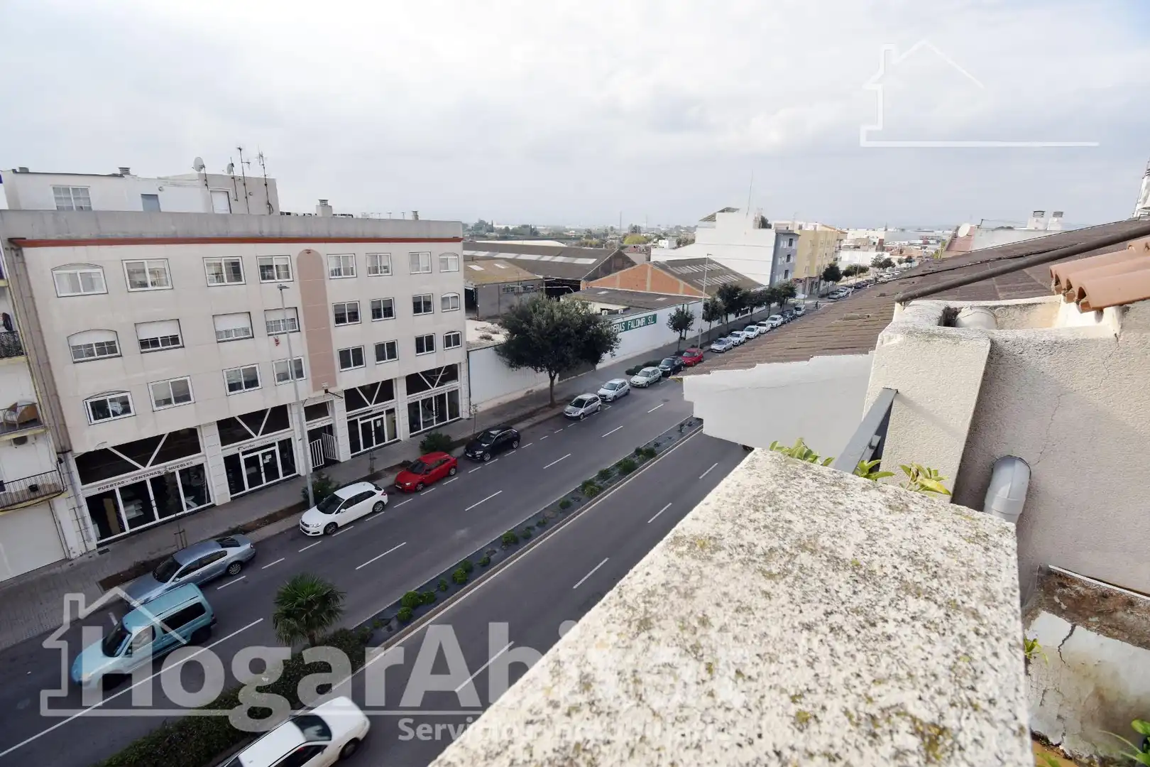 Vista exterior de Àtic en venda en Castellón de la Plana / Castelló de la Plana amb Terrassa i Traster
