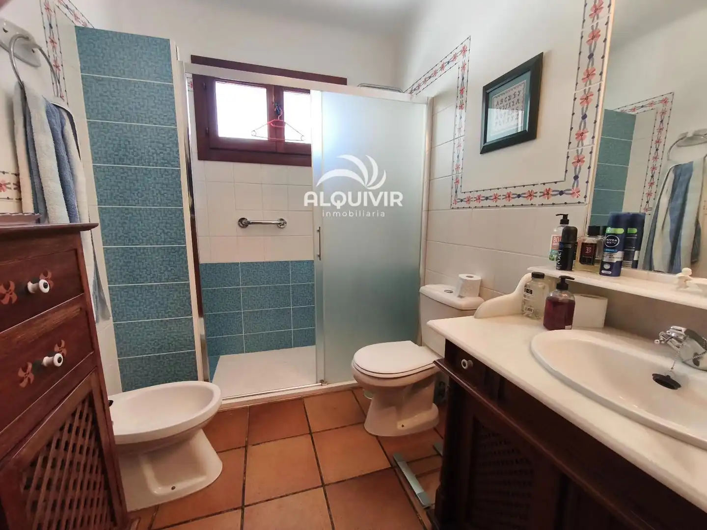 Bany de Casa adosada de lloguer en Almonte amb Jardí privat, Terrassa i Moblat