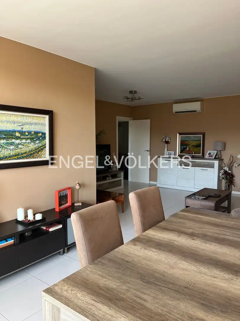 Appartamento con terrazza in vendita a Montgat, imagen 2
