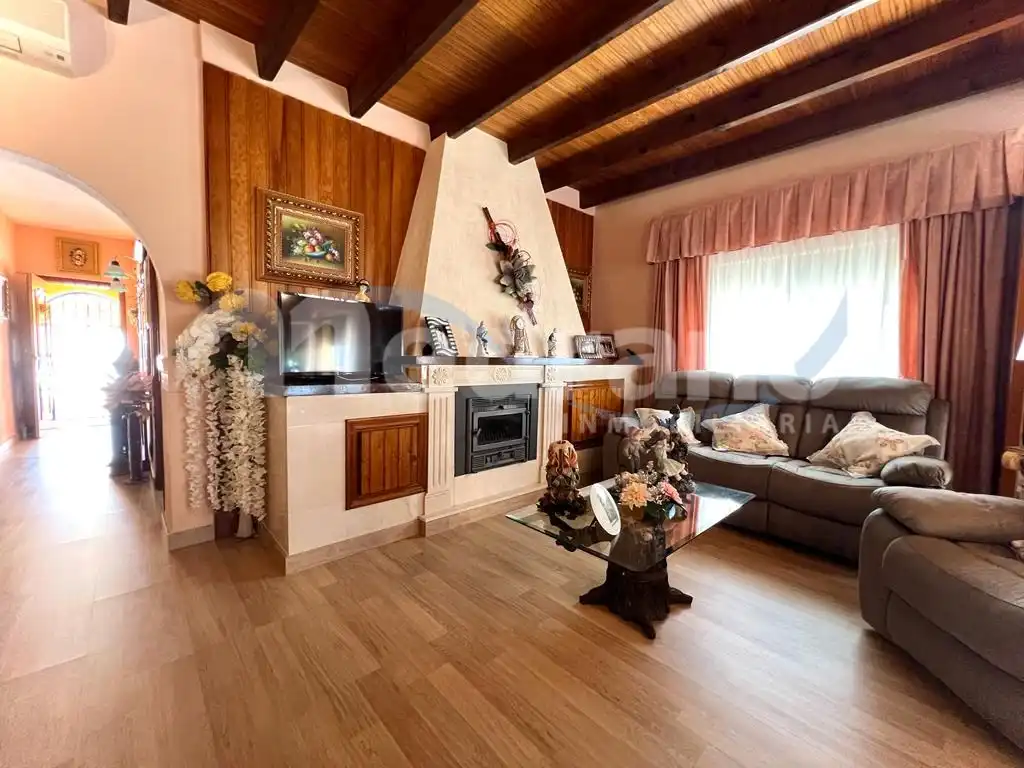Sala de estar de Casa o chalet en venta en La Nucia con Aire acondicionado, Calefacción y Balcón