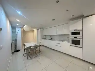 Apartament amb ascensor de lloguer a Calle Cardenal Jacinto 4, imagen 3