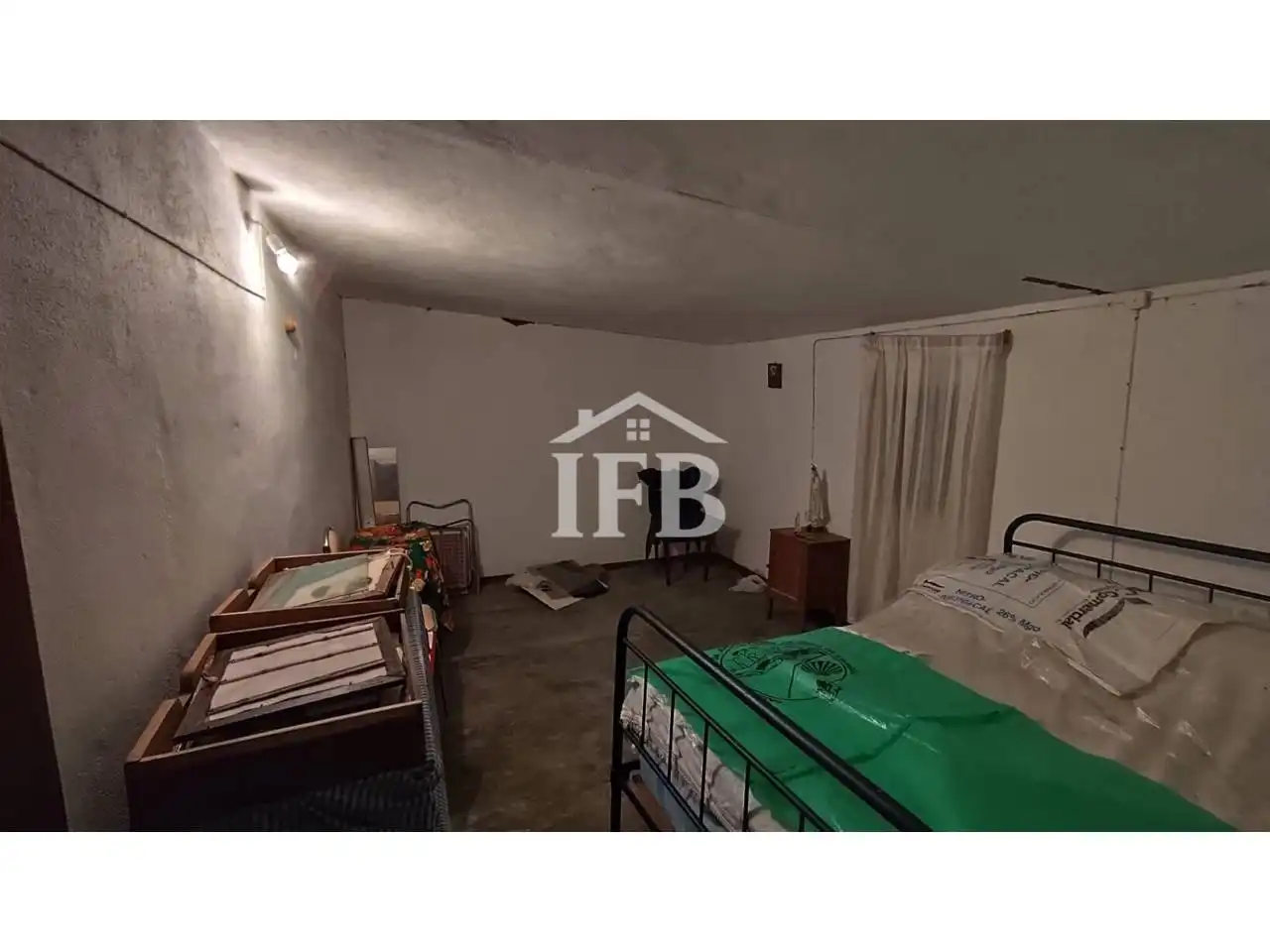 Terreno en venta en La Codosera