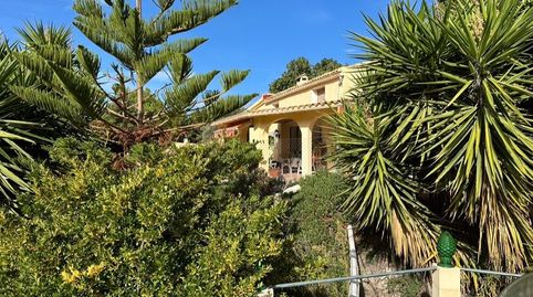 CASA  CON TERRENO EN TAGARINA SELLA