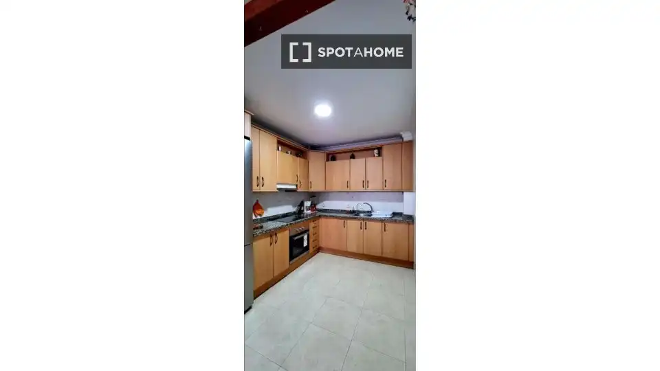 Room in Alcalá