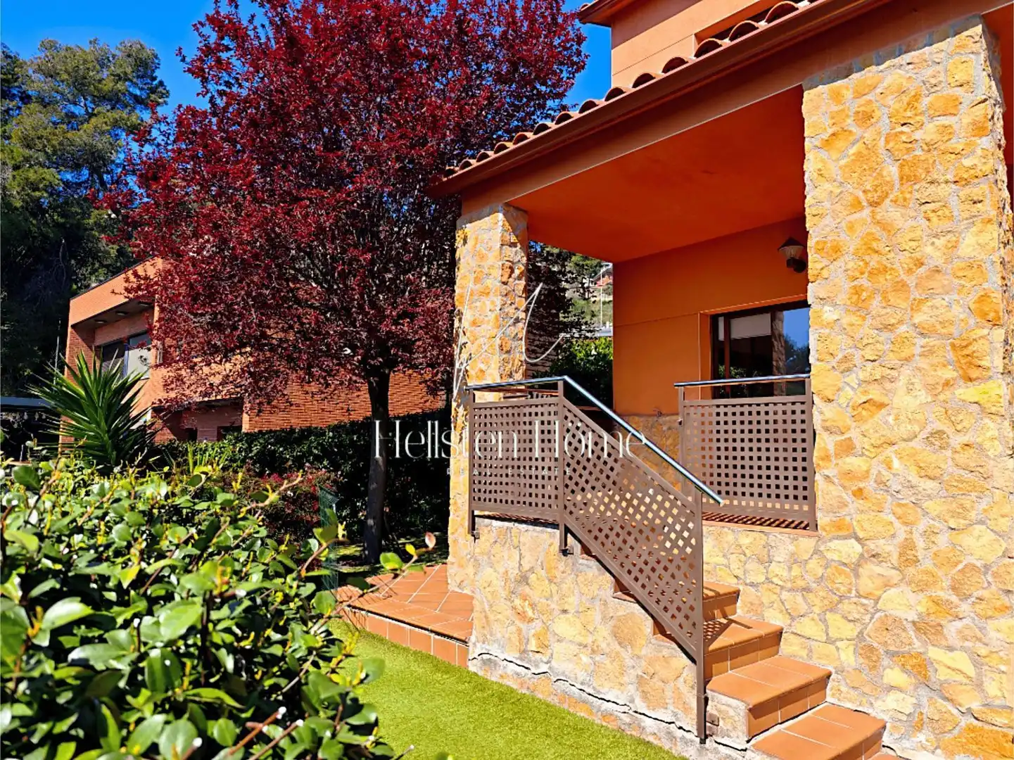 Casa amb piscina en venda a Carrer del Segre, imagen 5