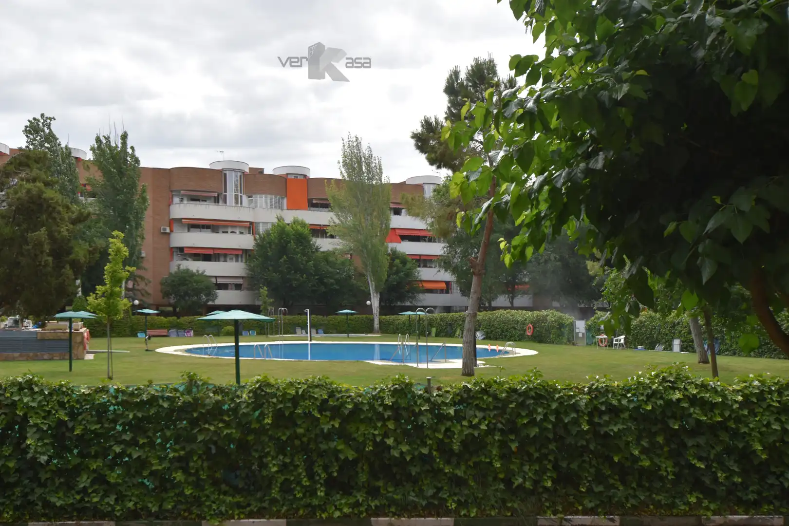 Piscina de Piso en venta en Pinto con Calefacción, Terraza y Piscina comunitaria