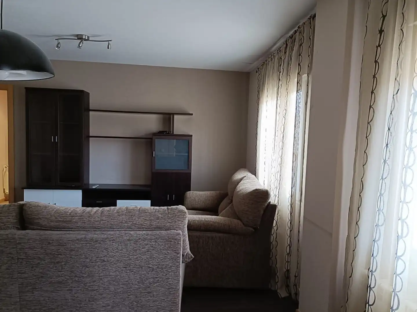 Sala d'estar de Apartament en venda en Villacañas amb Calefacció i Moblat
