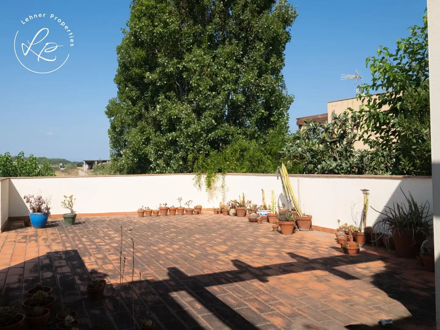 Terrassa de Casa adosada en venda en Pedret i Marzà amb Aire condicionat, Calefacció i Jardí privat