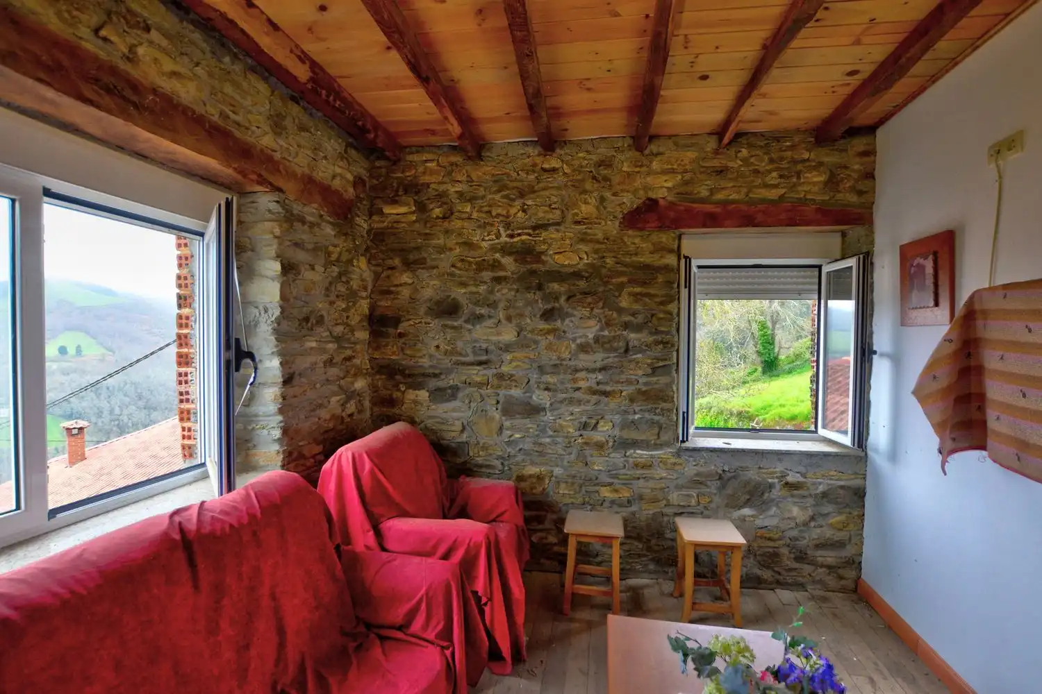 Living room of Houses for sale in Cangas del Narcea  with Heating, Storage room and Swimming Pool