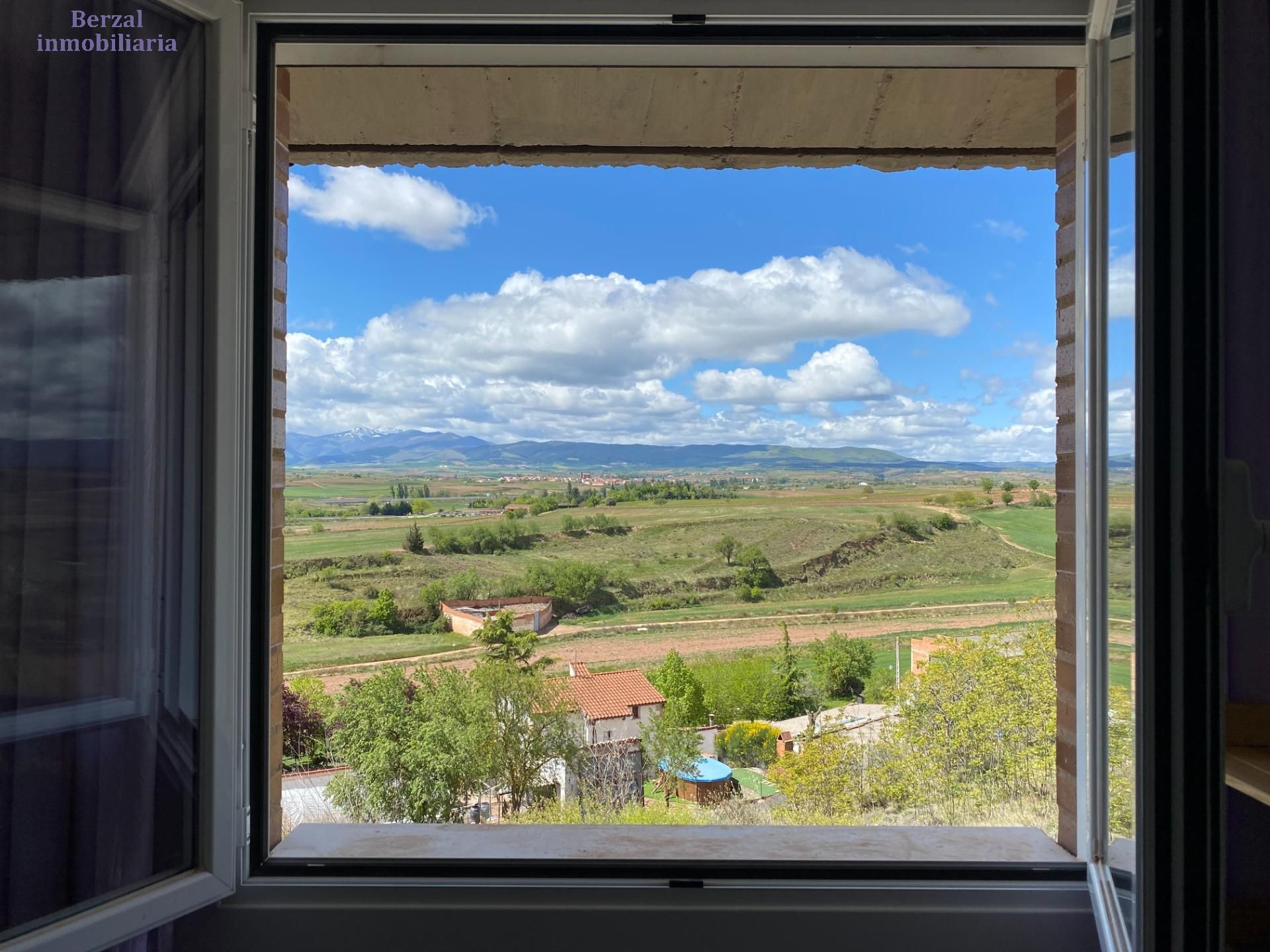 Exterior view of Single-family semi-detached for sale in Hormilla  with Heating and Terrace