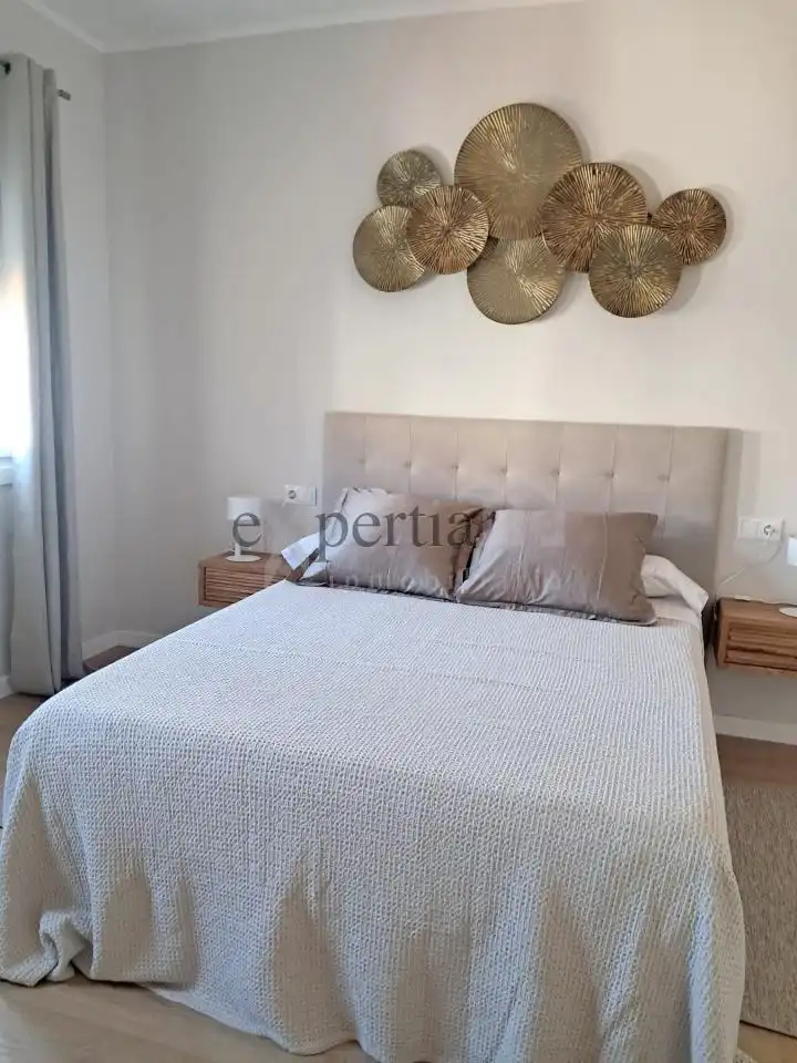 Habitación de Piso de alquiler en A Pobra do Caramiñal con Calefacción y Amueblado