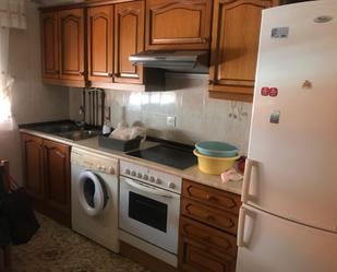 Kitchen of Flat for sale in Benavente  with Heating, Parquet flooring and Terrace