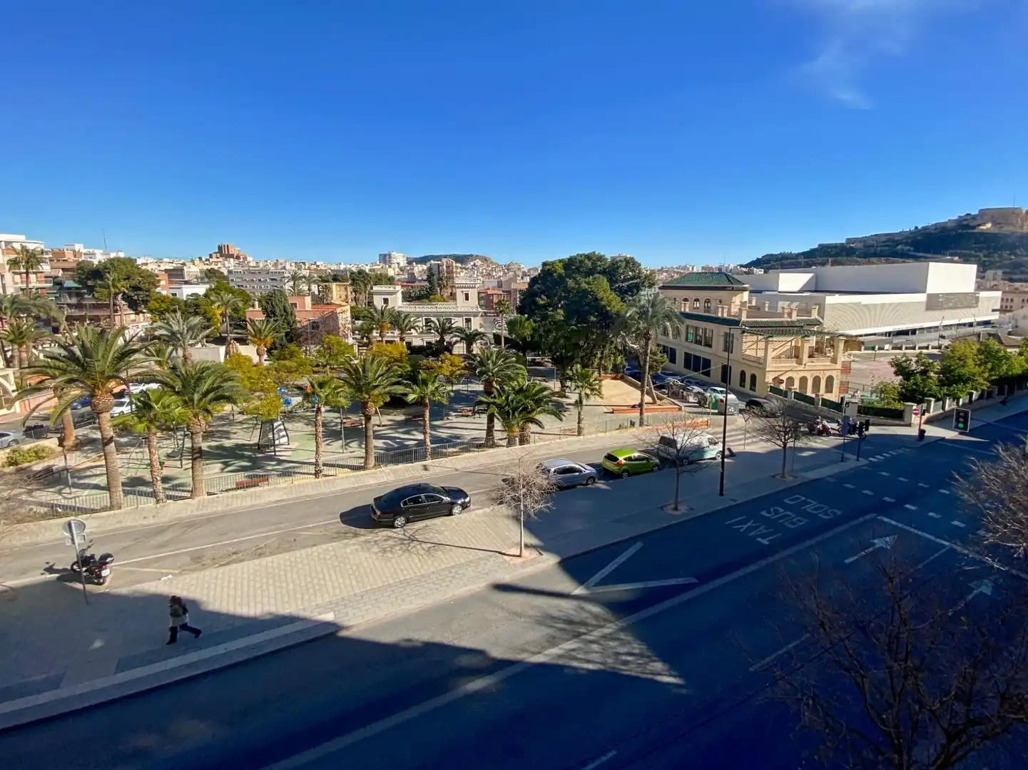 Pis en venda a Avenida ALCOY, 77, Campoamor