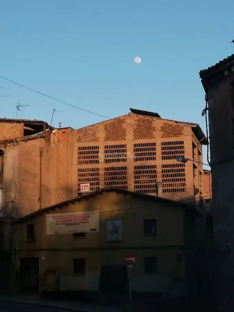 Casa en venta en Carrer de les Adoberies 1