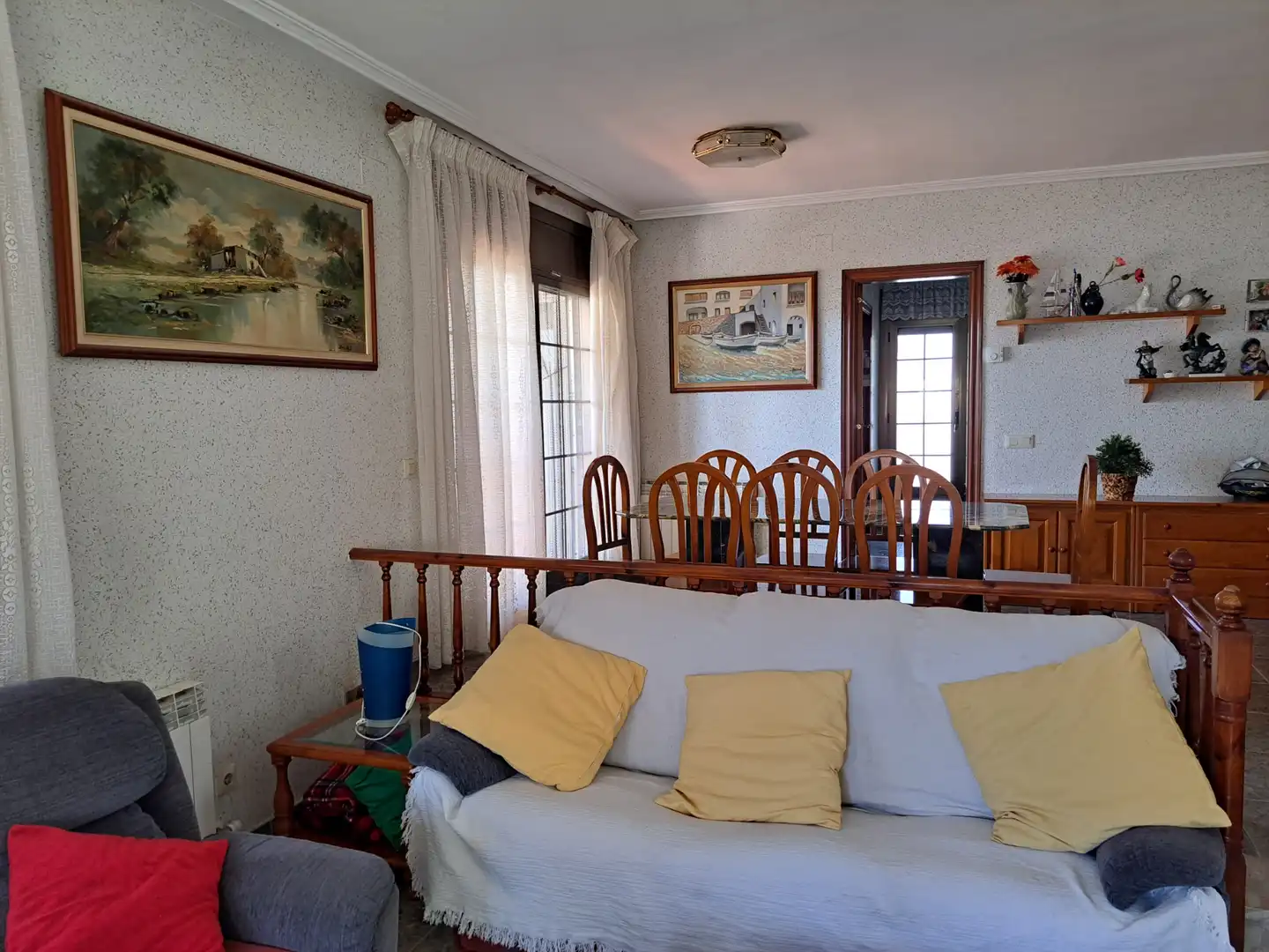 Sala de estar de Casa o chalet en venta en Cunit con Aire acondicionado, Calefacción y Jardín privado
