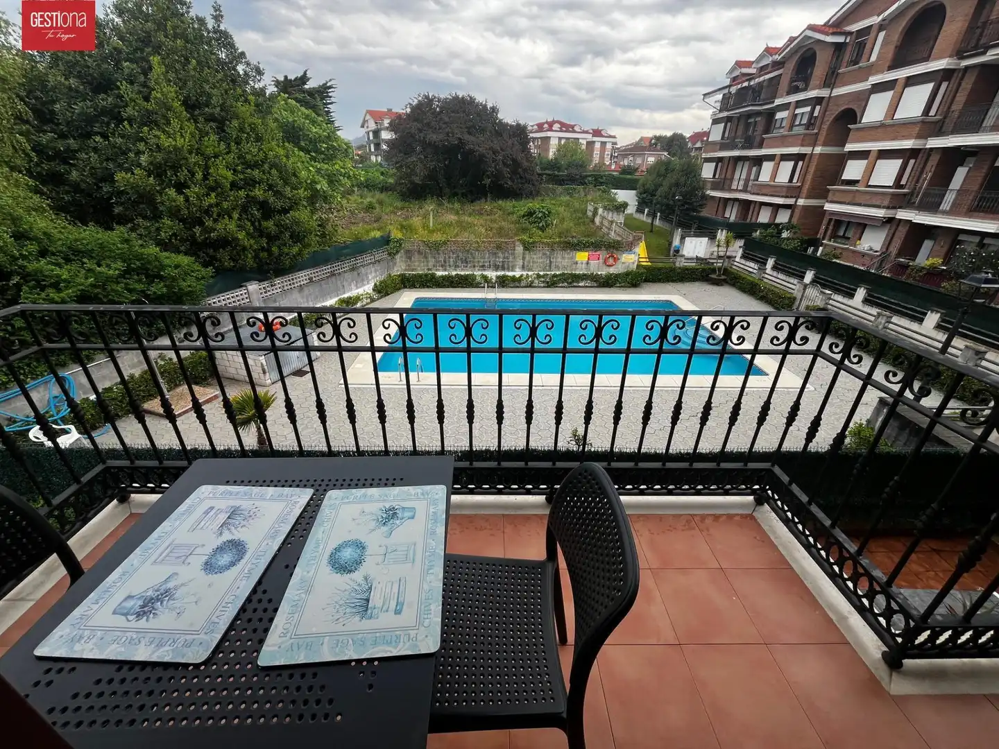 Terraza de Apartamento en venta en Noja con Calefacción, Terraza y Amueblado