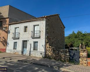 Vista exterior de Casa o xalet en venda en Buitrago del Lozoya