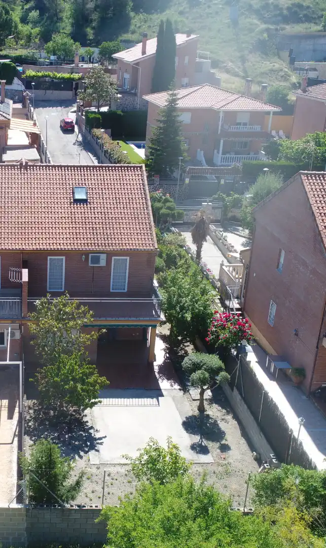 Terrasse von Haus oder Chalet zum Verkauf in Villalbilla mit Klimaanlage, Heizung und Privatgarten