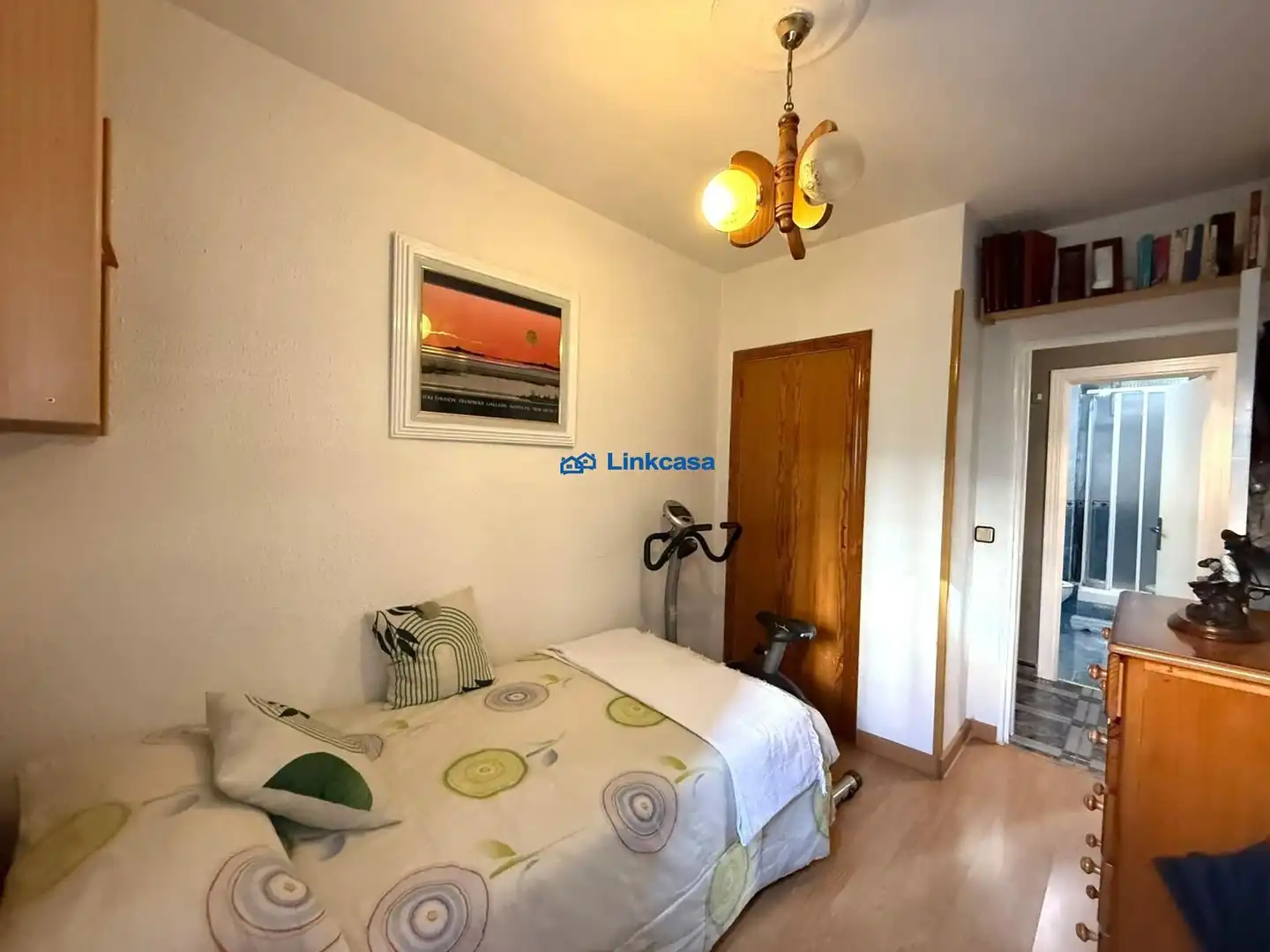 Bedroom of Flat for sale in Madrid  with Air Conditioner, Heating and Private garden