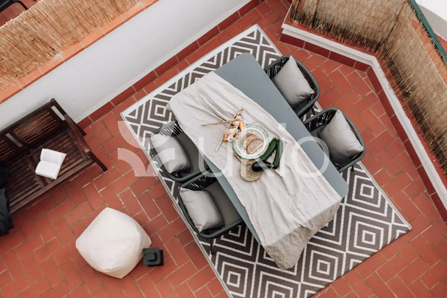 Terrassa de Apartament de lloguer en Barcelona amb Aire condicionat, Moblat i Forn
