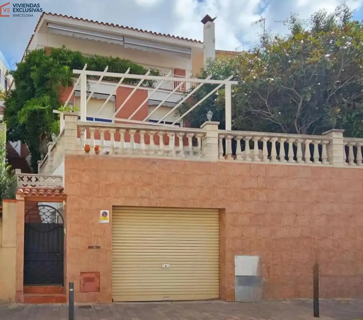 Terrassa de Casa o xalet en venda en Sant Just Desvern amb Aire condicionat, Calefacció i Jardí privat