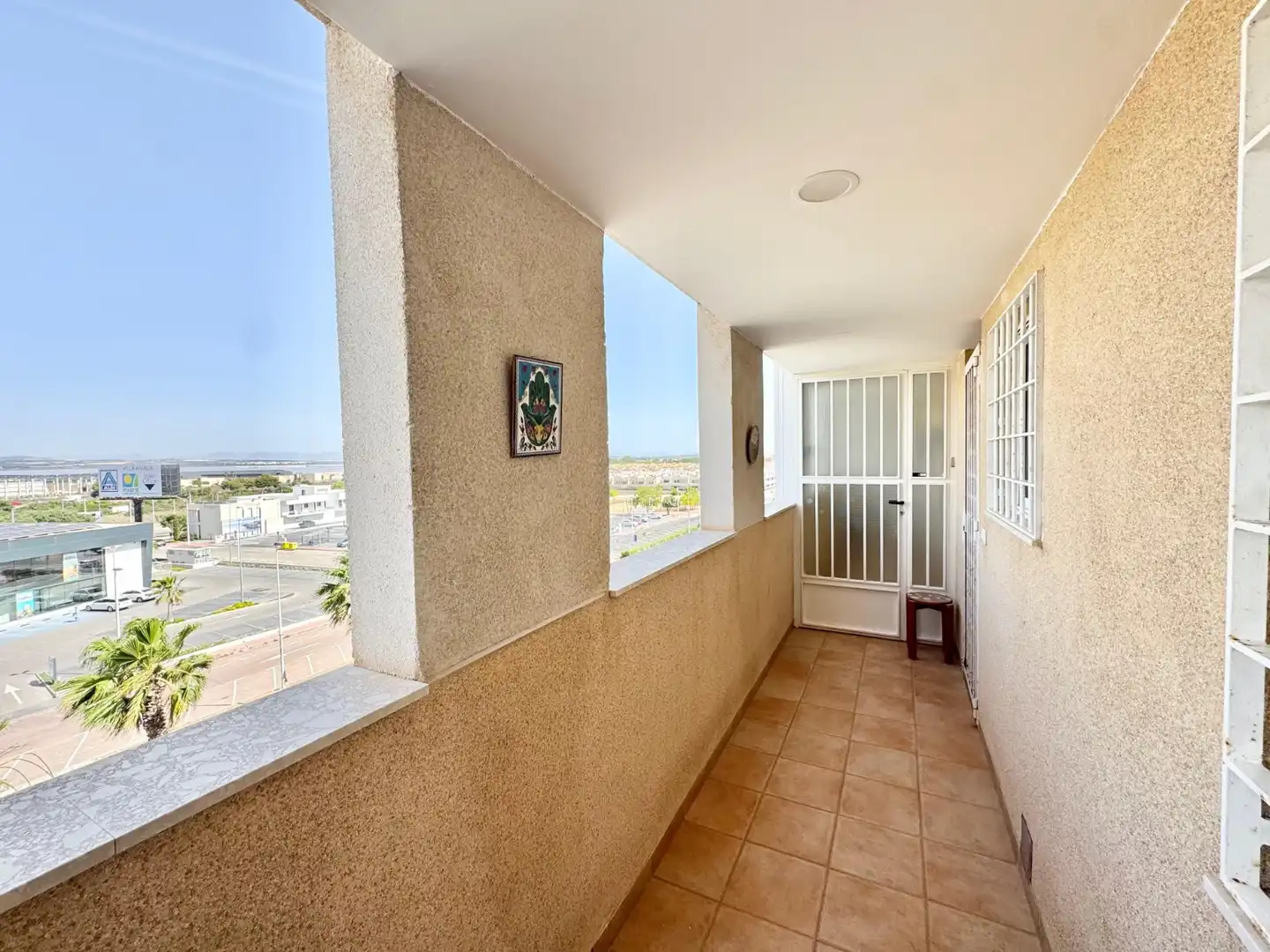 Terrassa de Apartament de lloguer en Torrevieja amb Piscina, Moblat i Rentadora