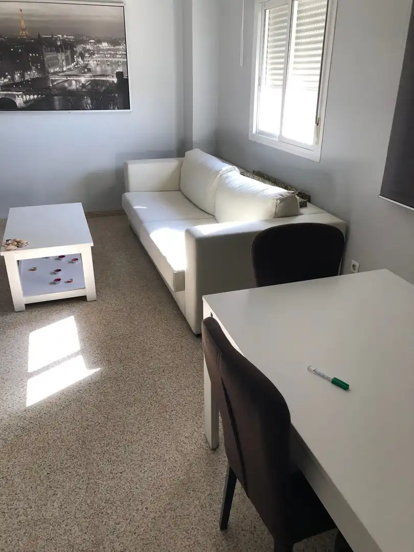 Sala de estar de Piso en venta en Sevilla con Aire acondicionado, Jardín privado y Trastero