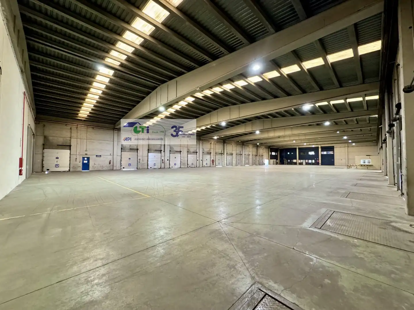 Industrial building to rent in C/ RÍO DE JANEIRO, imagen 11