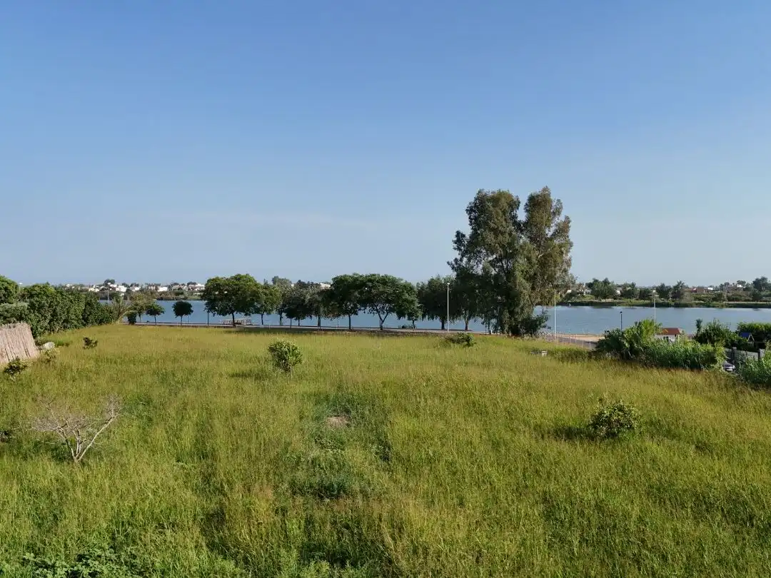Terreno residencial en venta en Avinguda Generalitat 132