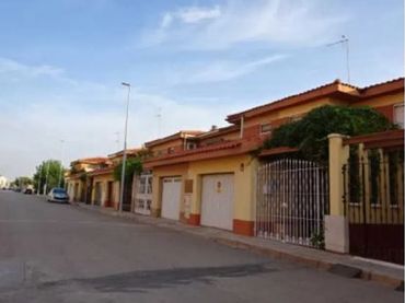 Casa en venda a CL LA PAZ