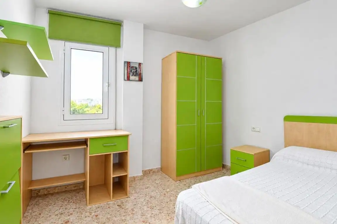 Habitación de Piso en venta en El Ejido con Trastero, Amueblado y Balcón