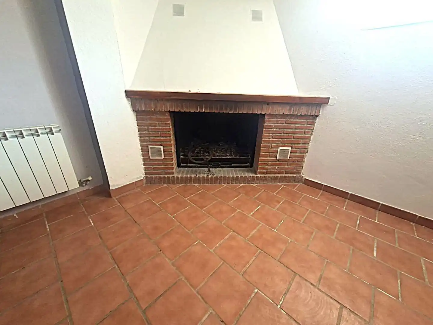 Sala d'estar de Casa adosada en venda en Las Gabias