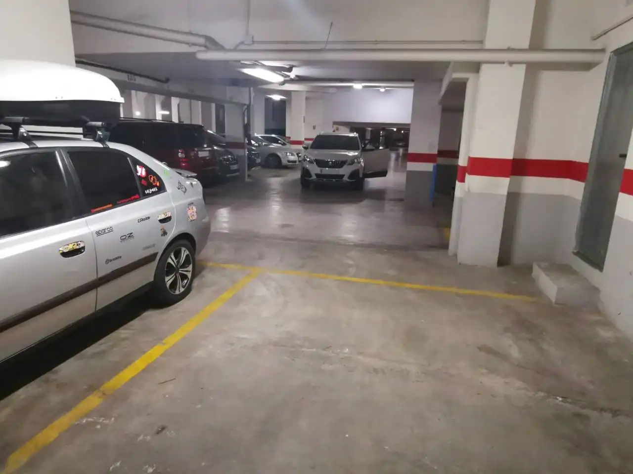 Parkplatz von Garage zur Miete in Valencia