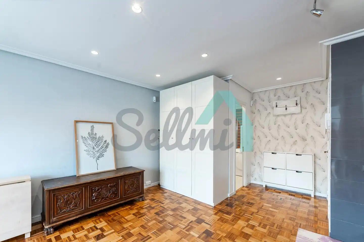Habitación de Piso en venta en Oviedo  con Calefacción y Parquet