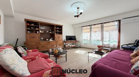 Se vende acogedor y amplio primer piso sin ascensor en muy buena zona de Almazora