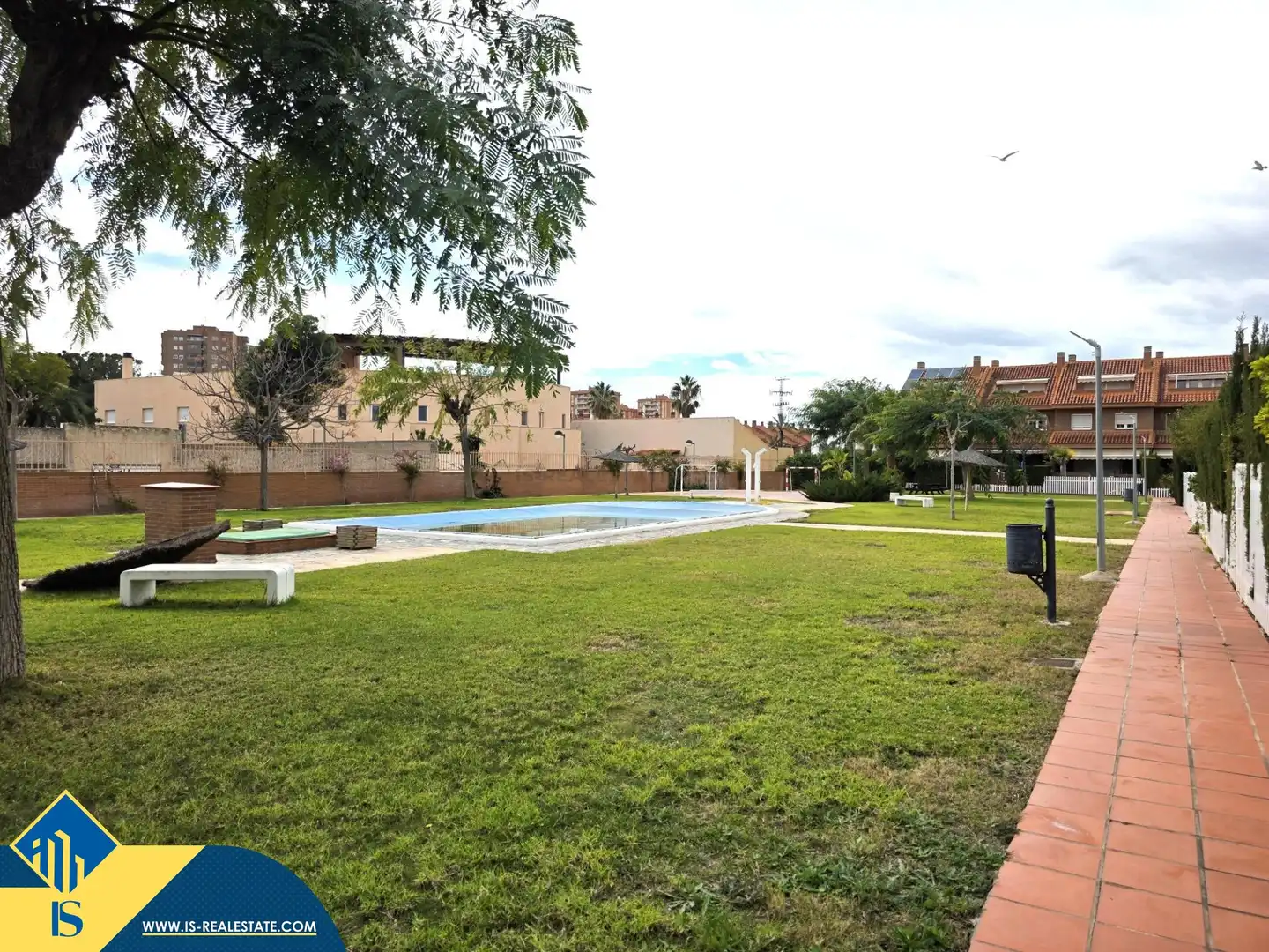 Swimming pool of Houses for sale in Alicante / Alacant  with Terrace, Furnished and Community pool