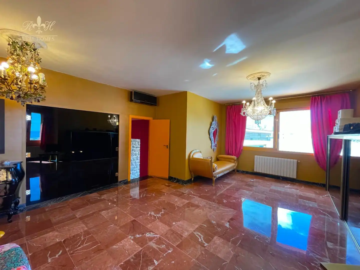 Houses for sale in Benidorm  with Air Conditioner and Terrace