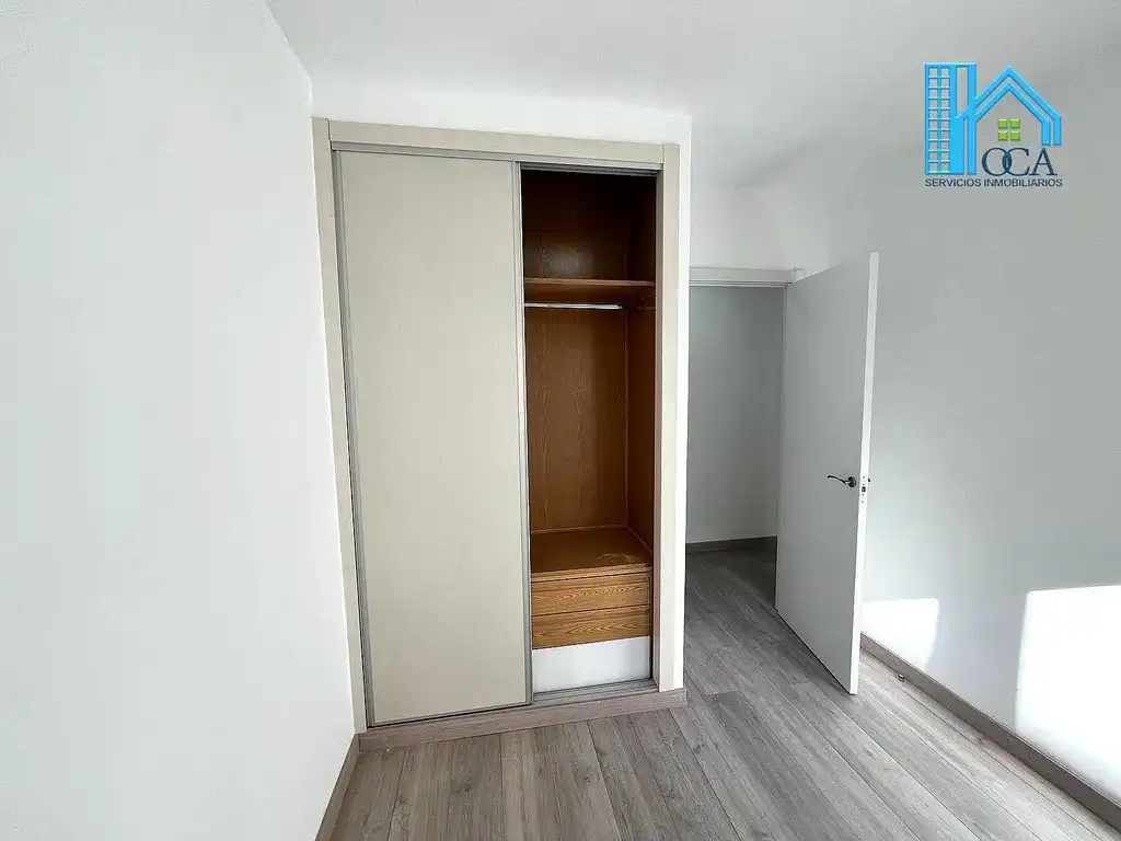 Bedroom of Flat for sale in Madrid  with Air Conditioner
