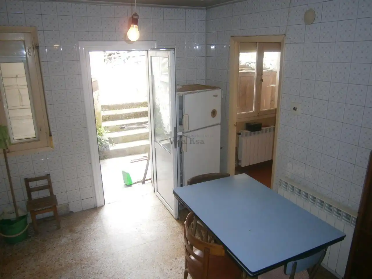 Cuina de Casa o xalet en venda en Ourense Capital  amb Calefacció, Jardí privat i Terrassa