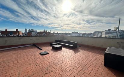 Terrasse von Dachboden zum verkauf in  Barcelona Capital mit Klimaanlage, Heizung und Parkett