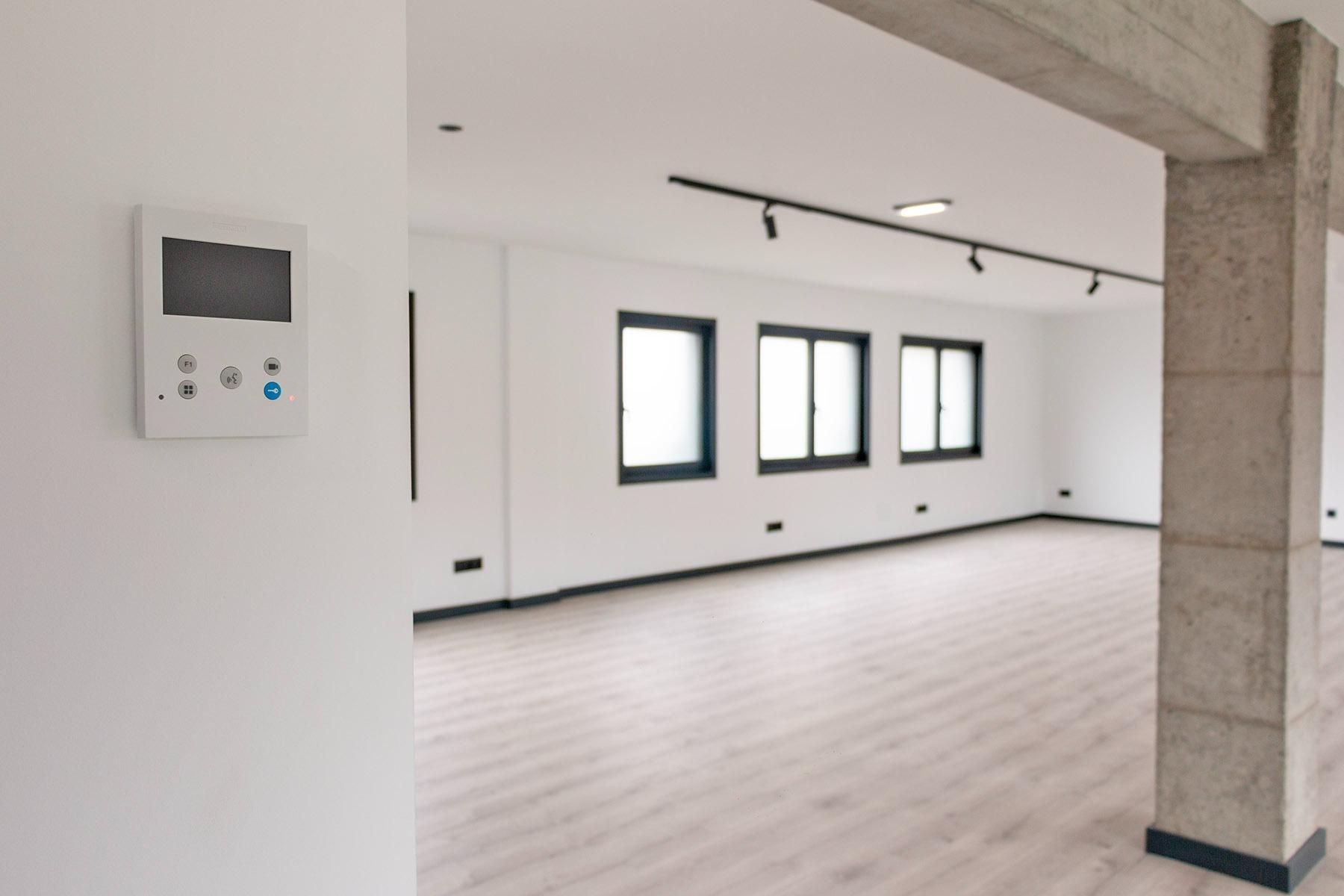 Office to rent in A Coruña Capital   with Air Conditioner and Heating